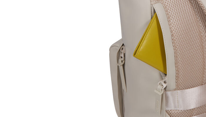 Dold ficka på baksidan