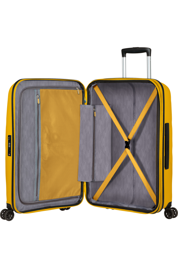 American Tourister Bon Air Dlx Spinner TSA Expandable 66cm  Light Yellow American Tourister Bon Air Dlx Spinner TSA Expandable 66cm  Light Yellow