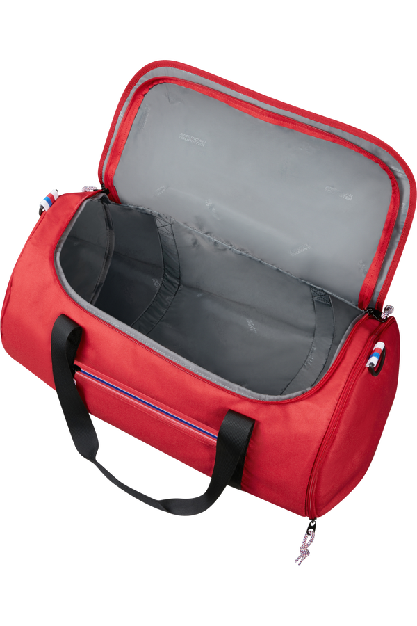 American Tourister Upbeat Duffle Zip  Red