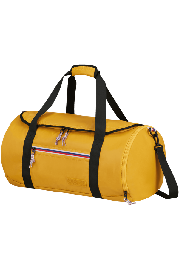 American Tourister Upbeat Pro Duffle Zip Coated  Yellow American Tourister Upbeat Pro Duffle Zip Coated  Yellow