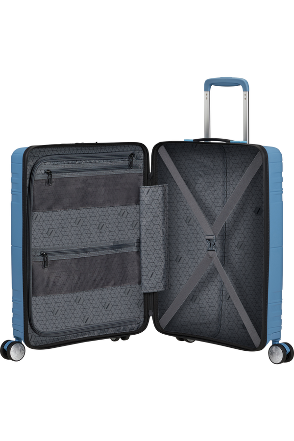 American Tourister Hello Cabin Spinner TSA 55cm  Blue Heaven American Tourister Hello Cabin Spinner TSA 55cm  Blue Heaven