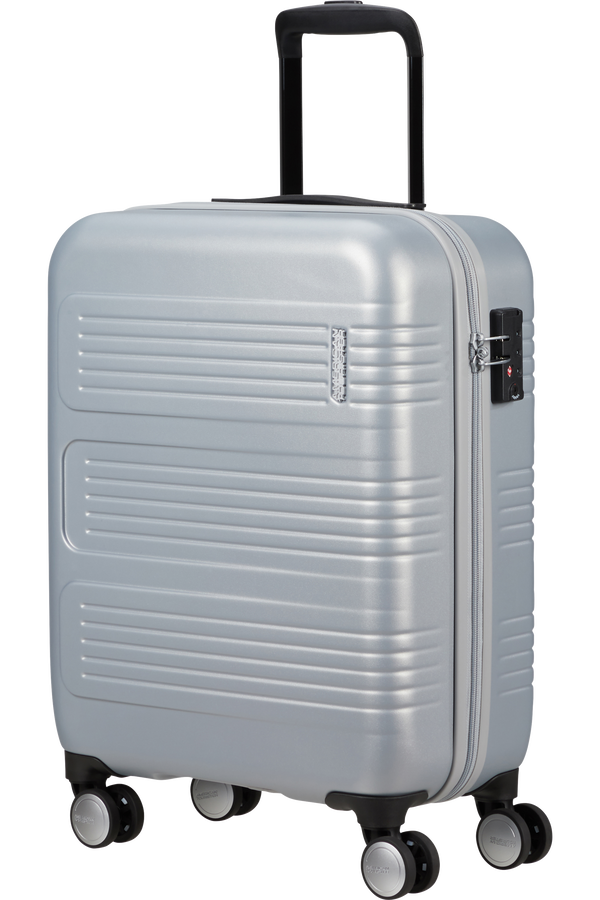 Summerville 55cm Resv&auml;ska med 4 hjul