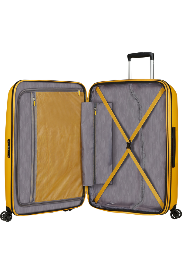 American Tourister Bon Air Dlx Spinner TSA Expandable 75cm  Light Yellow American Tourister Bon Air Dlx Spinner TSA Expandable 75cm  Light Yellow