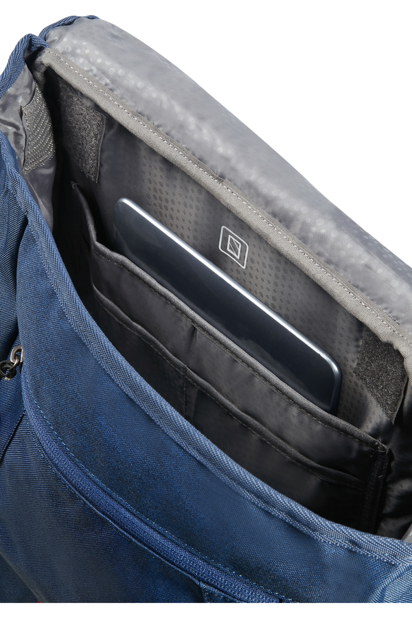 American Tourister Urban Groove Lifestyle Backpack 15.6inch  Navy/Red American Tourister Urban Groove Lifestyle Backpack 15.6inch  Navy/Red