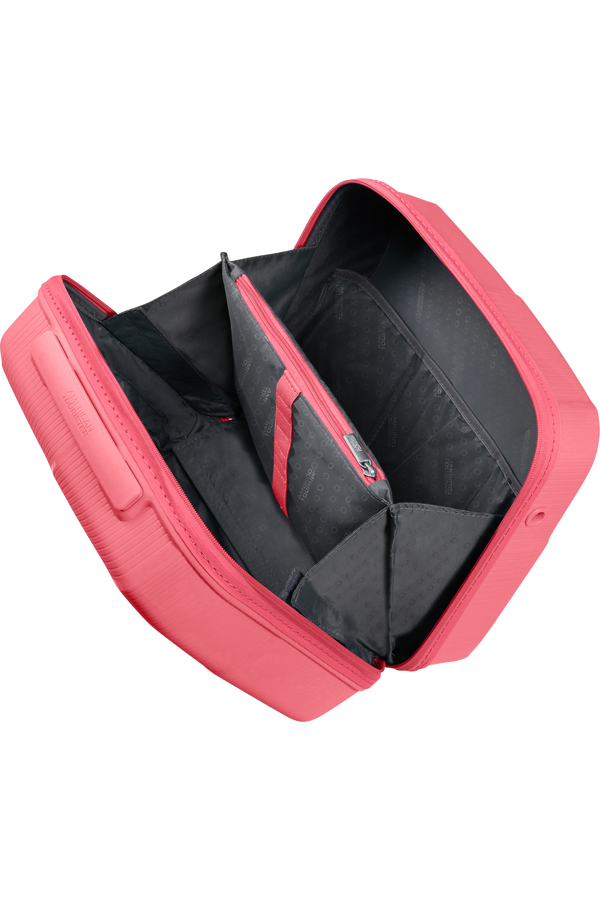 American Tourister Starvibe Beauty Case Sun Kissed Coral American Tourister Starvibe Beauty Case Sun Kissed Coral