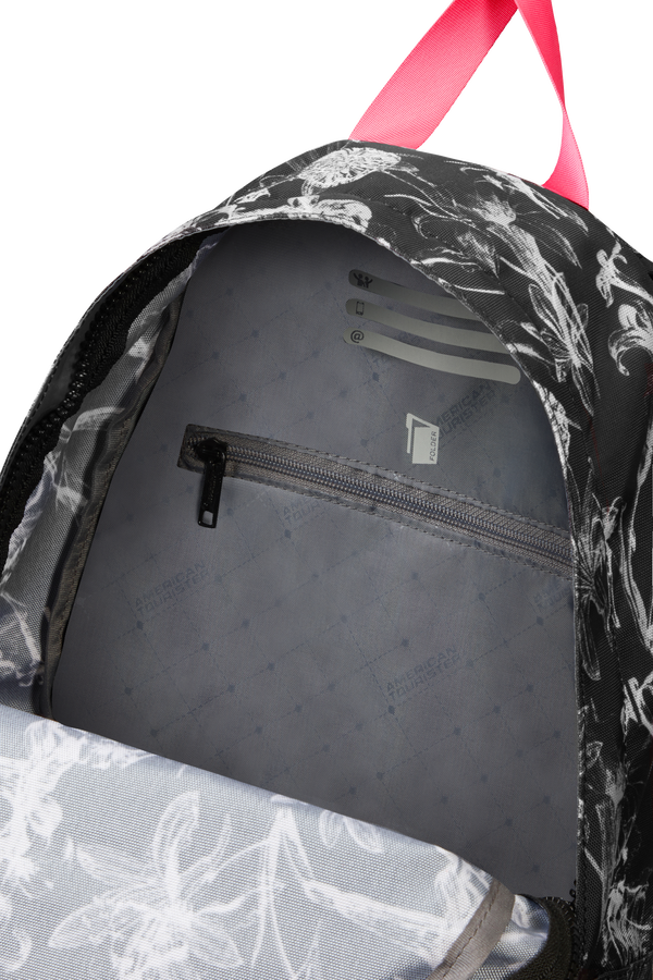 American Tourister Urban Groove Lifestyle Backpack 6  Flowers Black